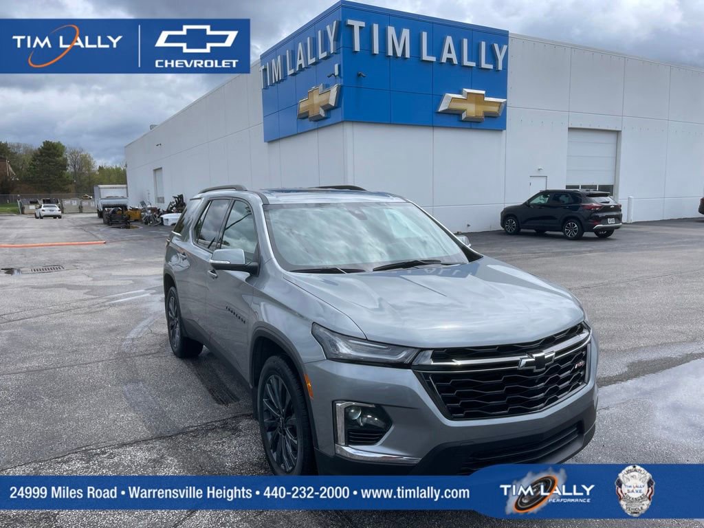 Used 2023 Chevrolet Traverse RS w/ LPO, Floor Liner Package