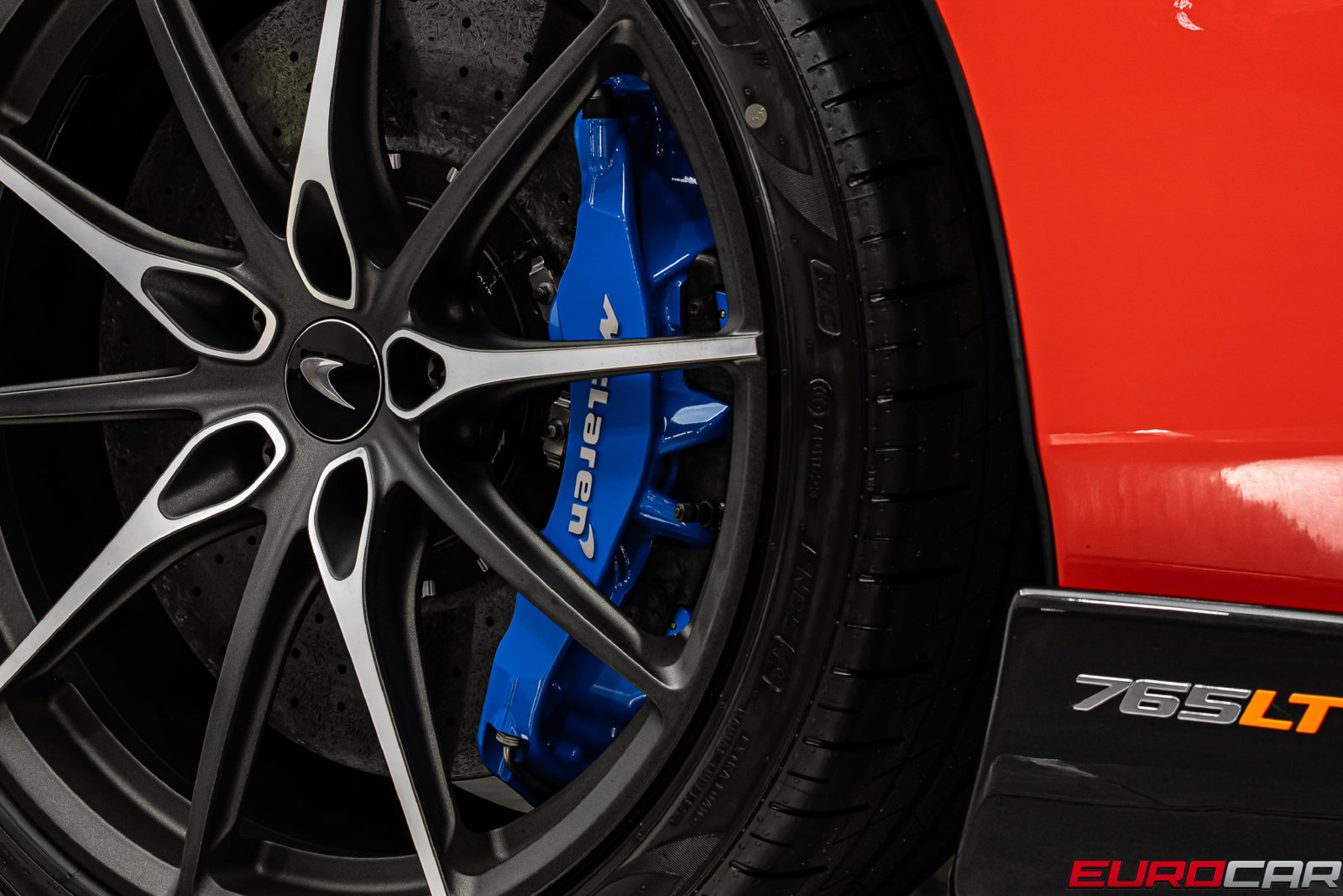 Used 2021 McLaren 765LT photo 28