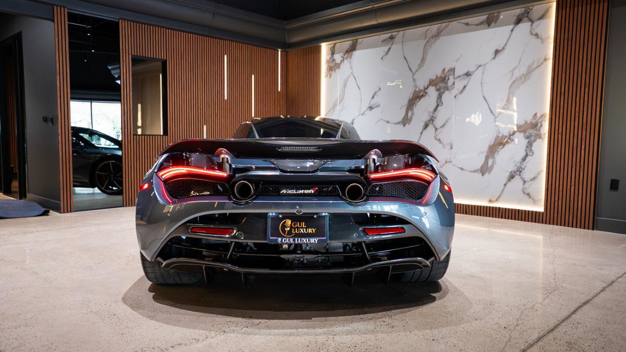 Used 2018 McLaren 720S Luxury photo 5