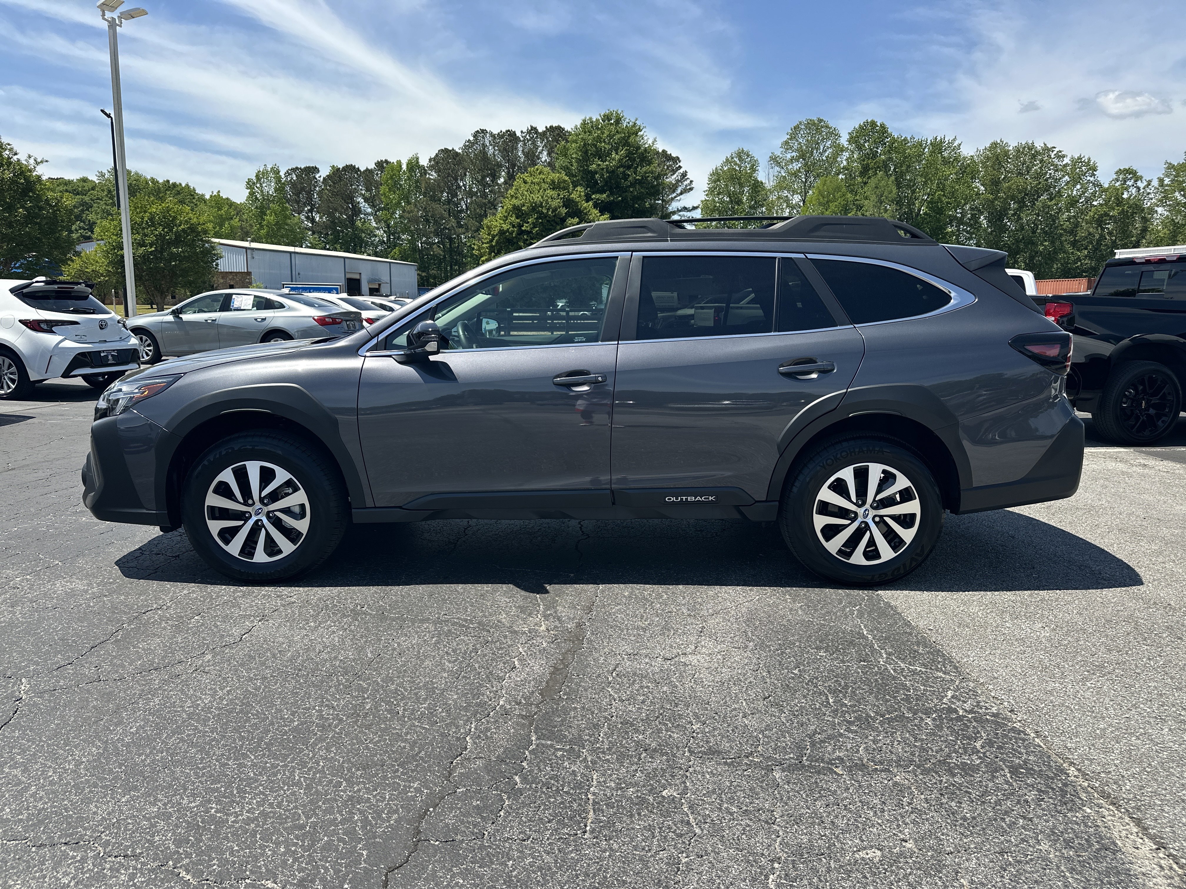 2025 Subaru Outback Premium
