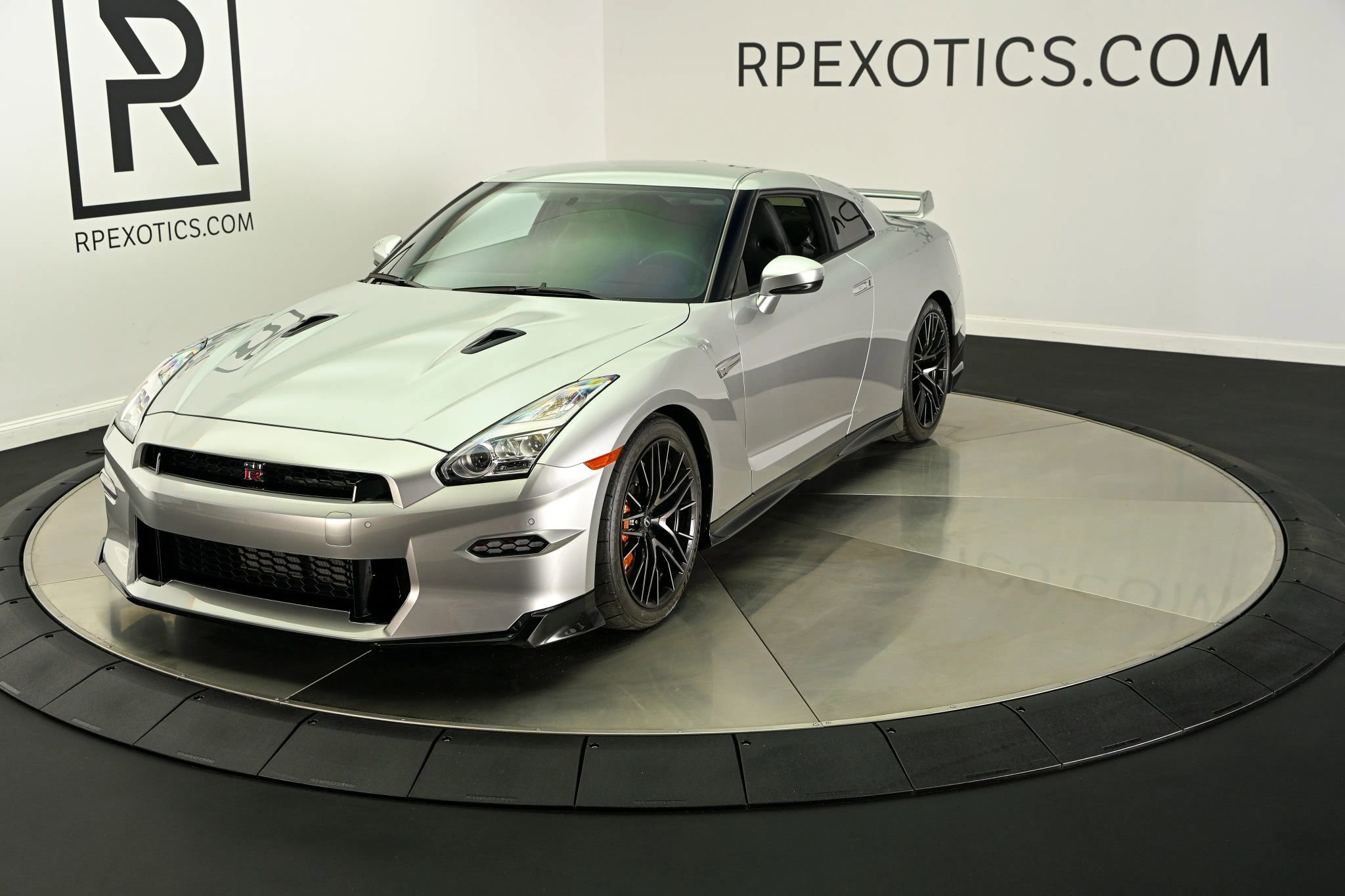Used 2024 Nissan GT-R Premium w/ Floor Mat Package