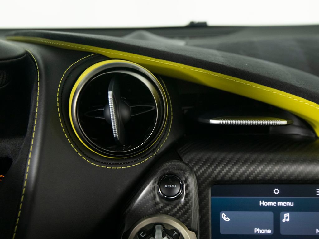 Used 2018 McLaren 720S Performance photo 21
