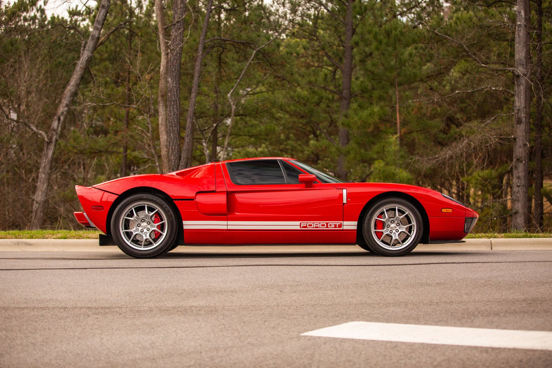 Used 2005 Ford GT