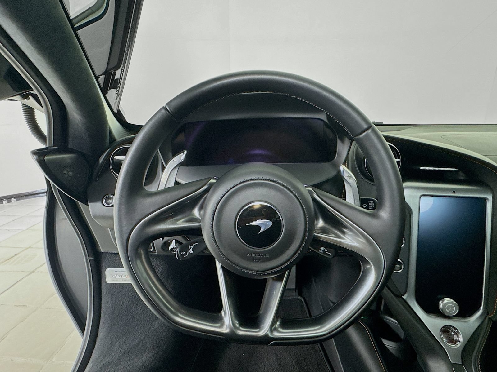 Used 2024 McLaren 750S photo 11