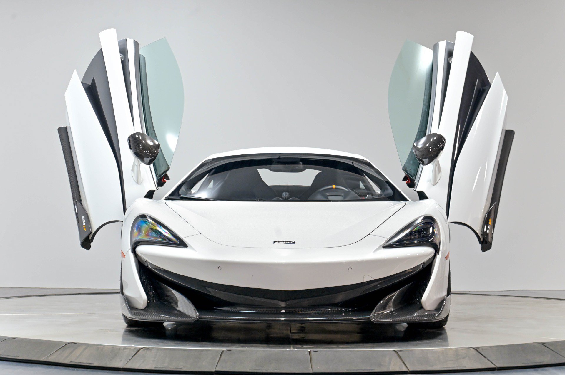 Used 2019 McLaren 600LT photo 34
