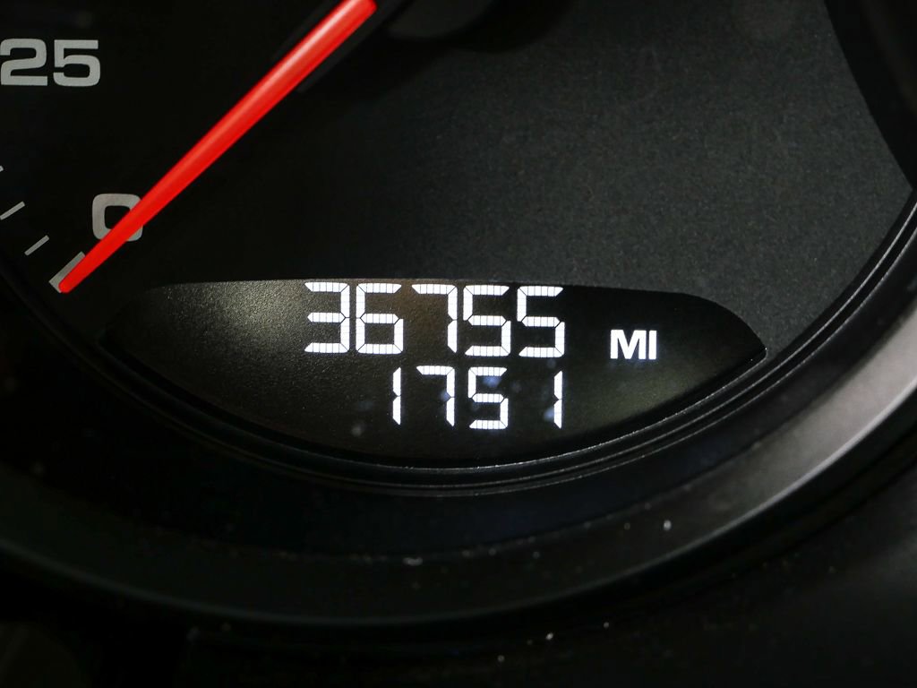 2021 Porsche Macan S