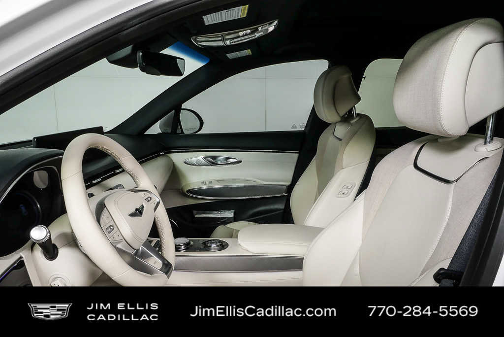 2025 Genesis Electrified GV70 Advanced