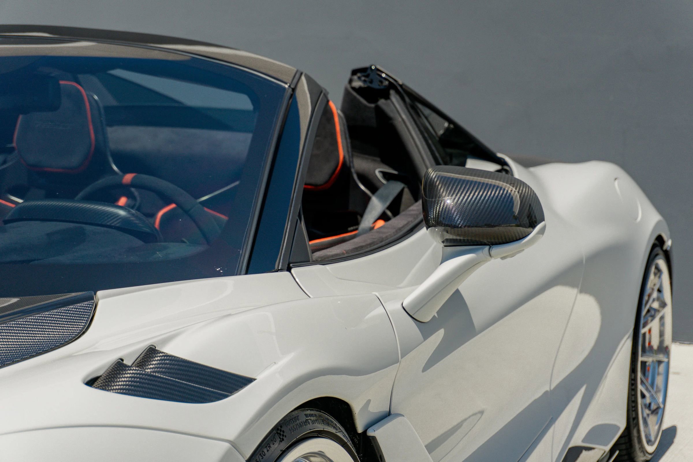 Used 2022 McLaren 765LT photo 36