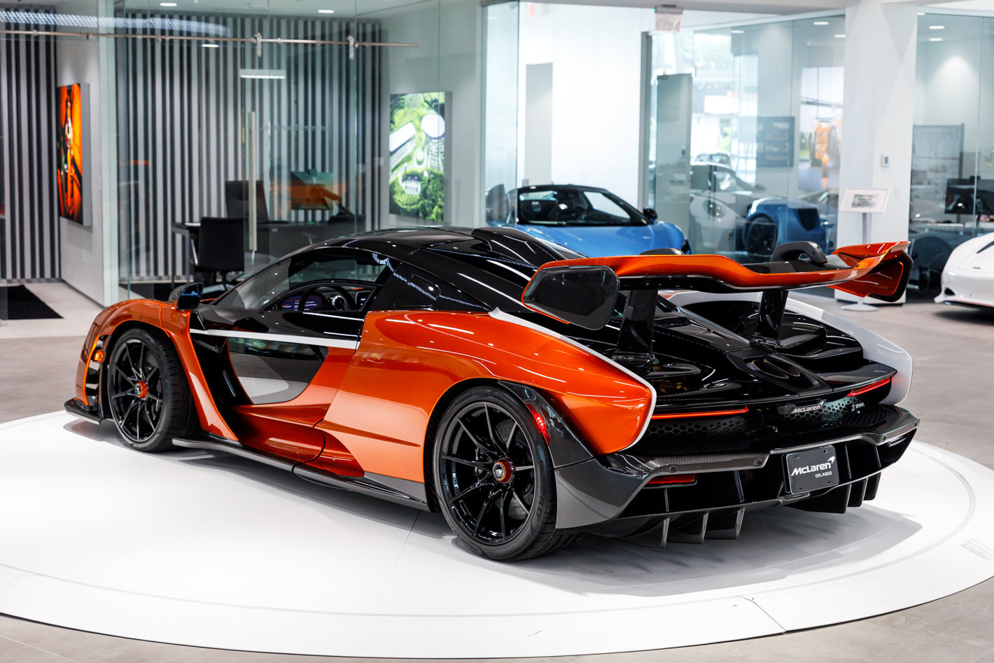 Used 2019 McLaren Senna photo 36