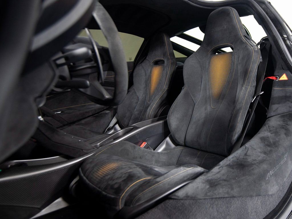 Used 2021 McLaren 765LT photo 30
