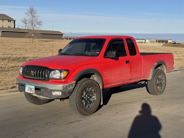Used 2002 Toyota Tacoma 4x4 w/ SR5 Package