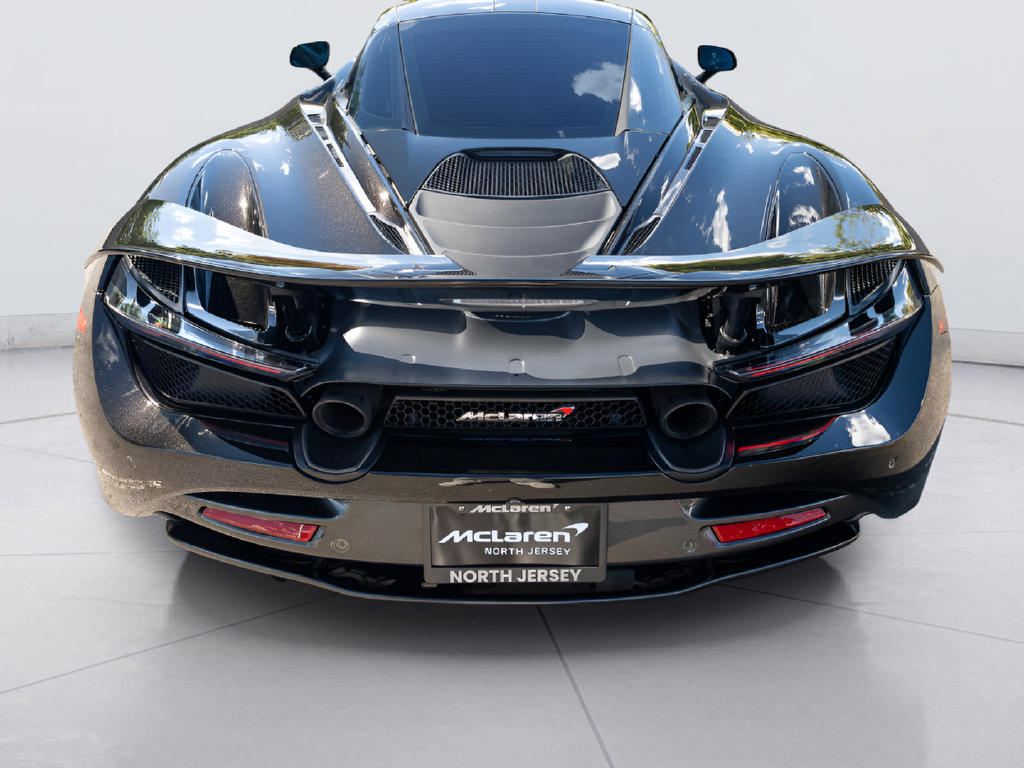 Used 2018 McLaren 720S photo 16