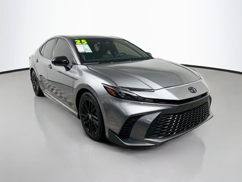 Used 2025 Toyota Camry SE