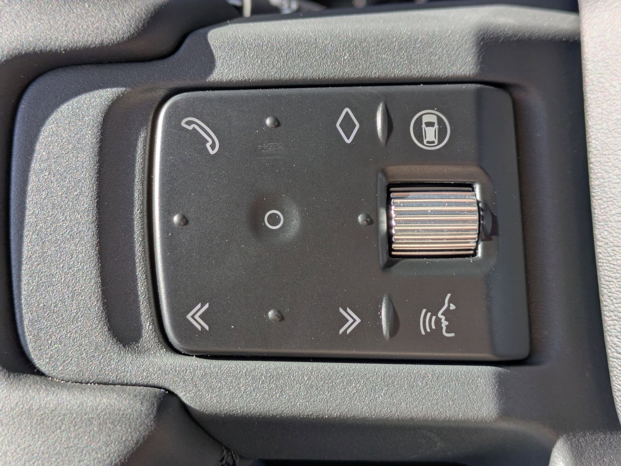 2025 Land Rover Defender 110 S