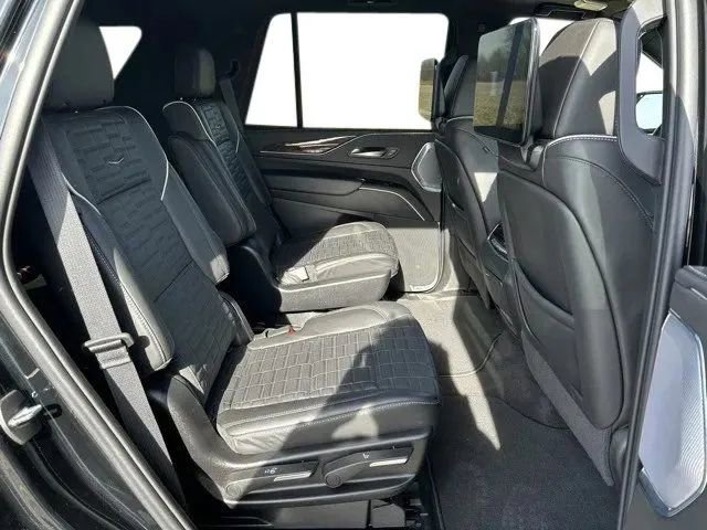 2024 Cadillac Escalade Premium Luxury Platinum