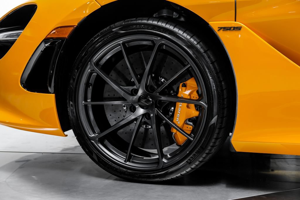 Used 2026 McLaren 750S Spider photo 57