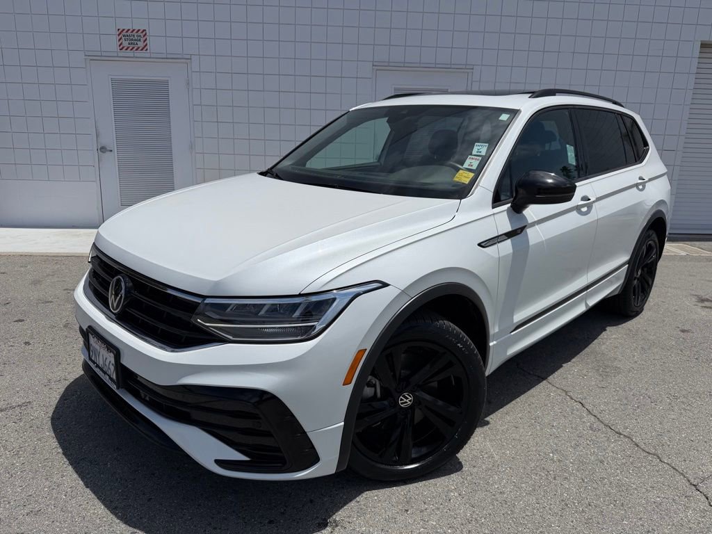 Used 2024 Volkswagen Tiguan SE R-Line