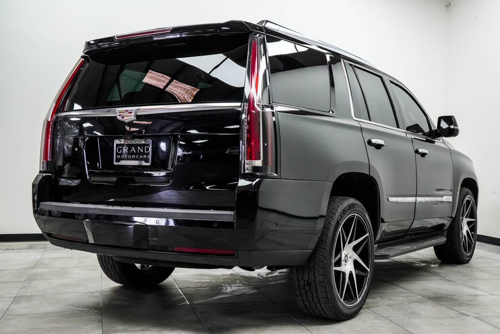 2020 Cadillac Escalade Luxury