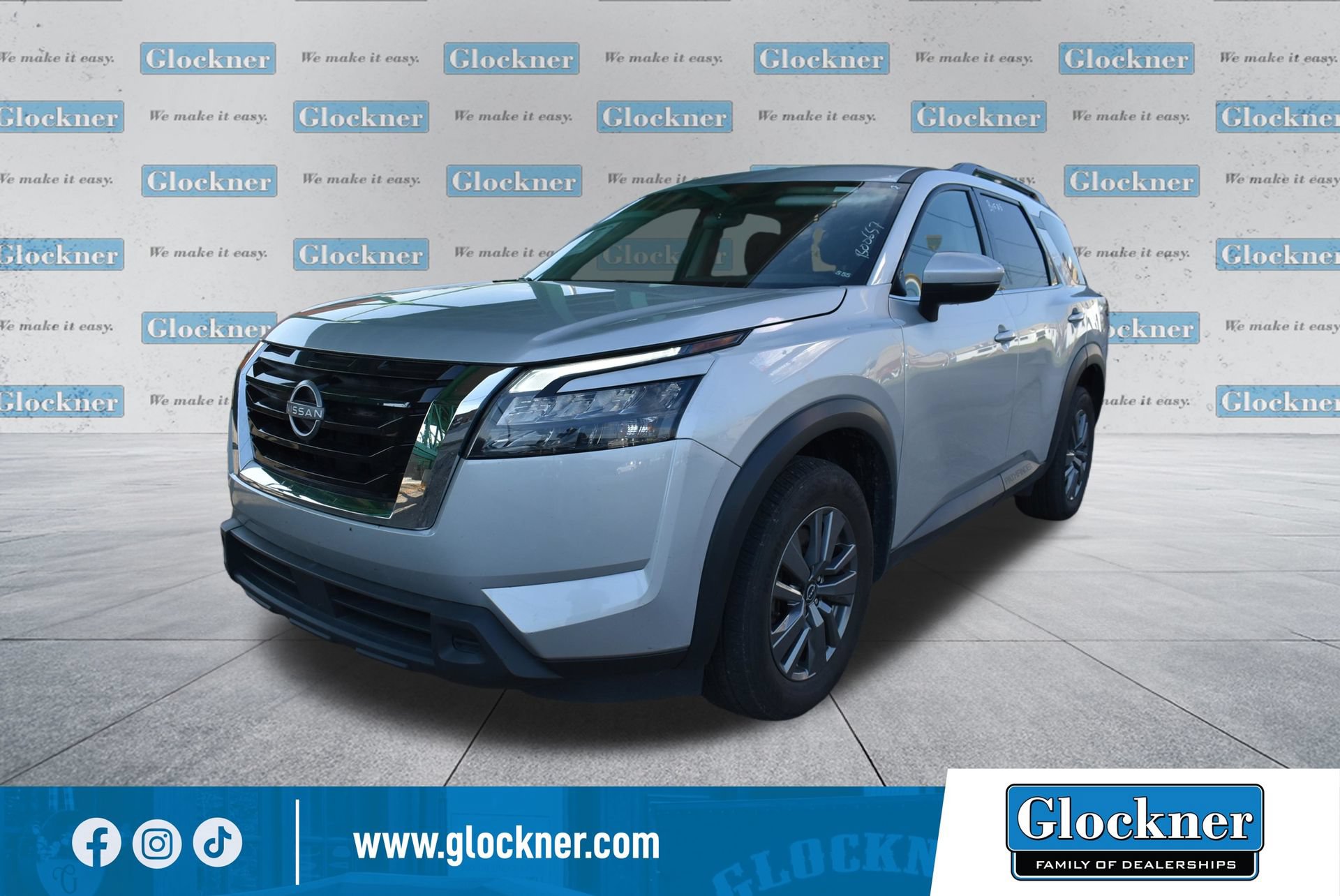 Used 2025 Nissan Pathfinder SV