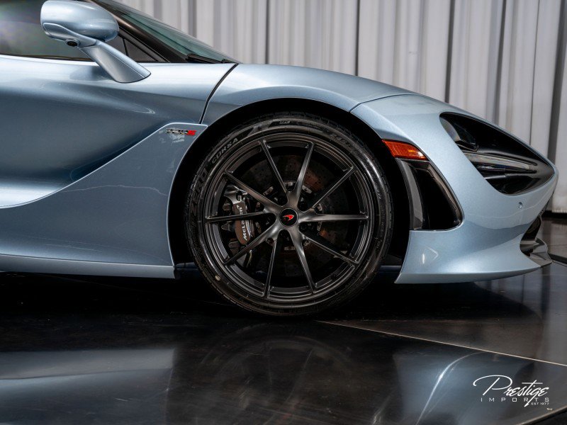 Used 2018 McLaren 720S Luxury photo 24