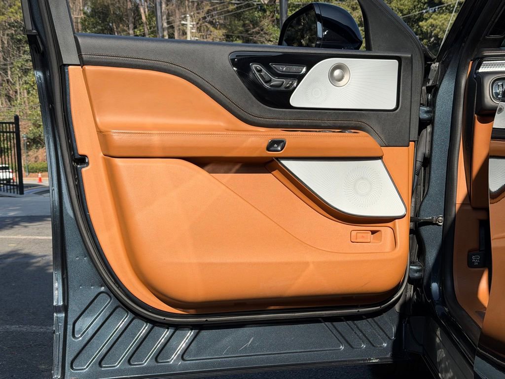 2023 Lincoln Aviator Black Label