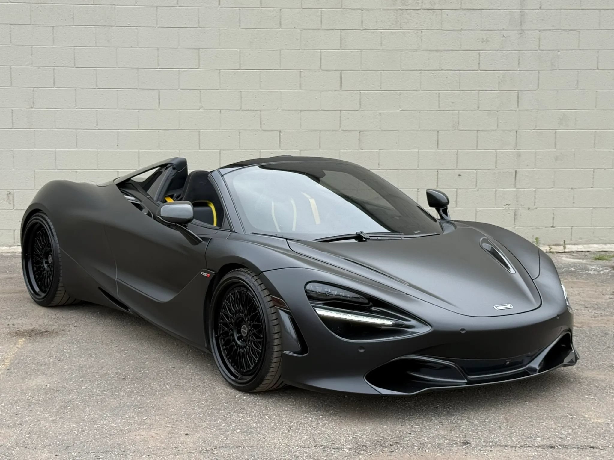 Used 2022 McLaren 720S Performance photo 21