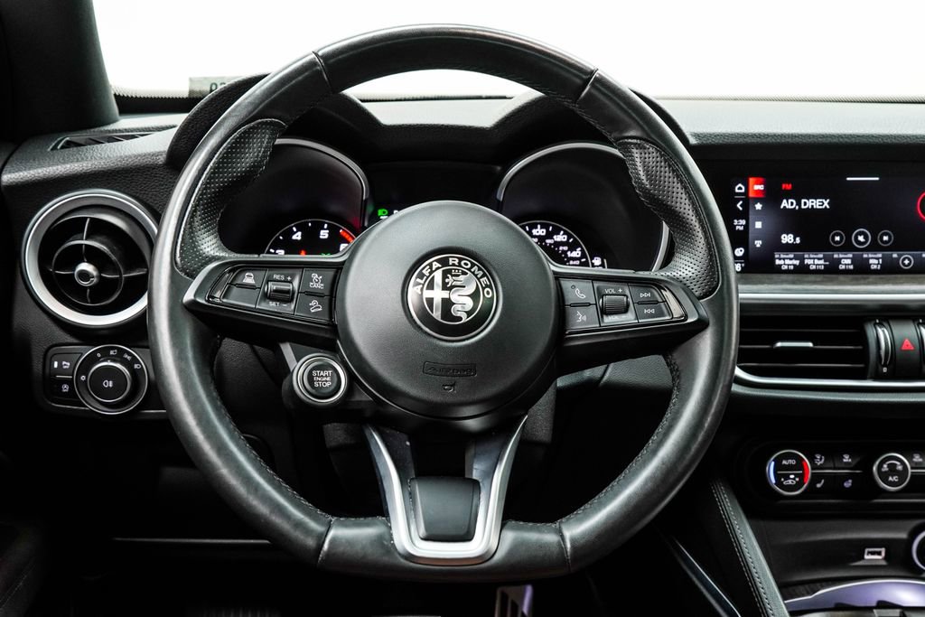 2023 Alfa Romeo Stelvio Ti