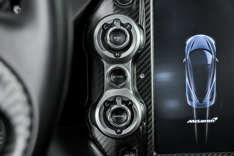 Used 2018 McLaren 720S photo 34