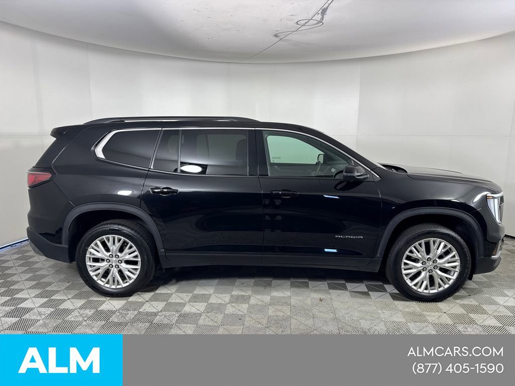 2024 GMC Acadia Elevation