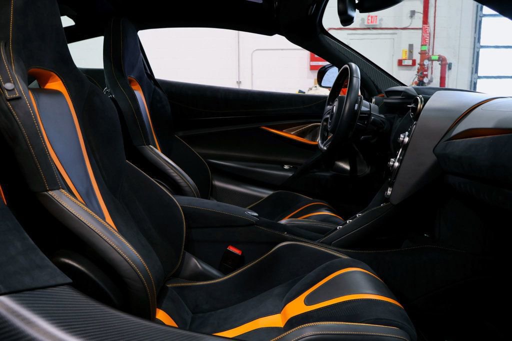 Used 2018 McLaren 720S Performance photo 29