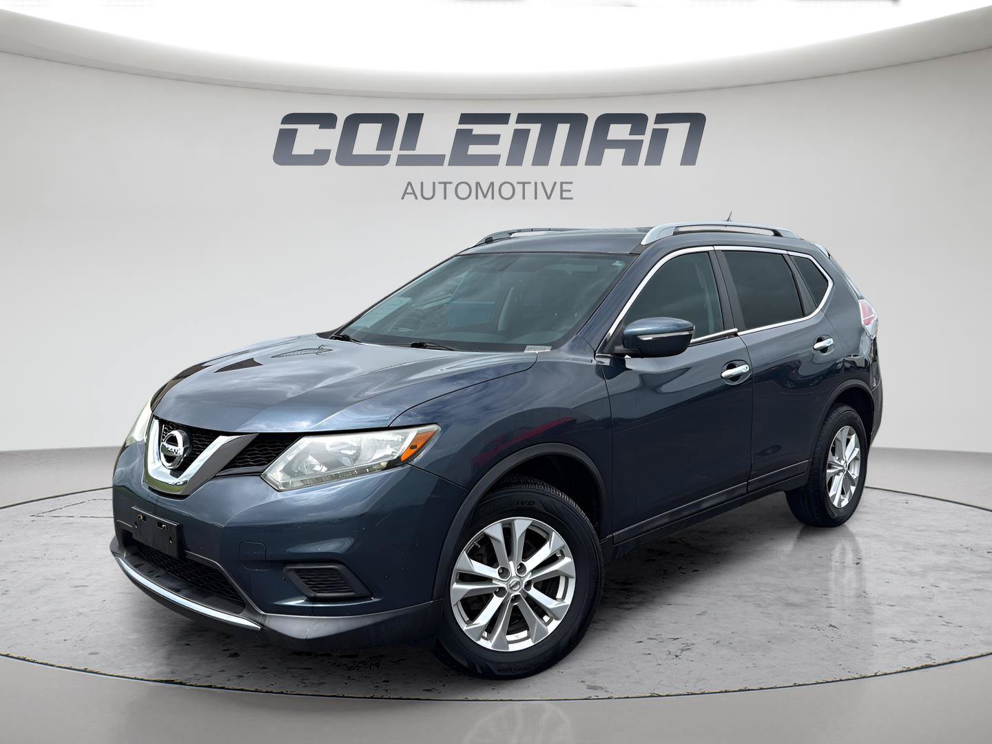 Used 2015 Nissan Rogue SV w/ SV Moonroof Package
