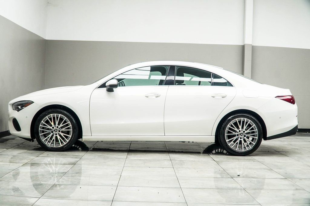 2025 Mercedes-Benz CLA 250