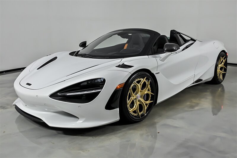 Used 2025 McLaren 750S Spider photo 8