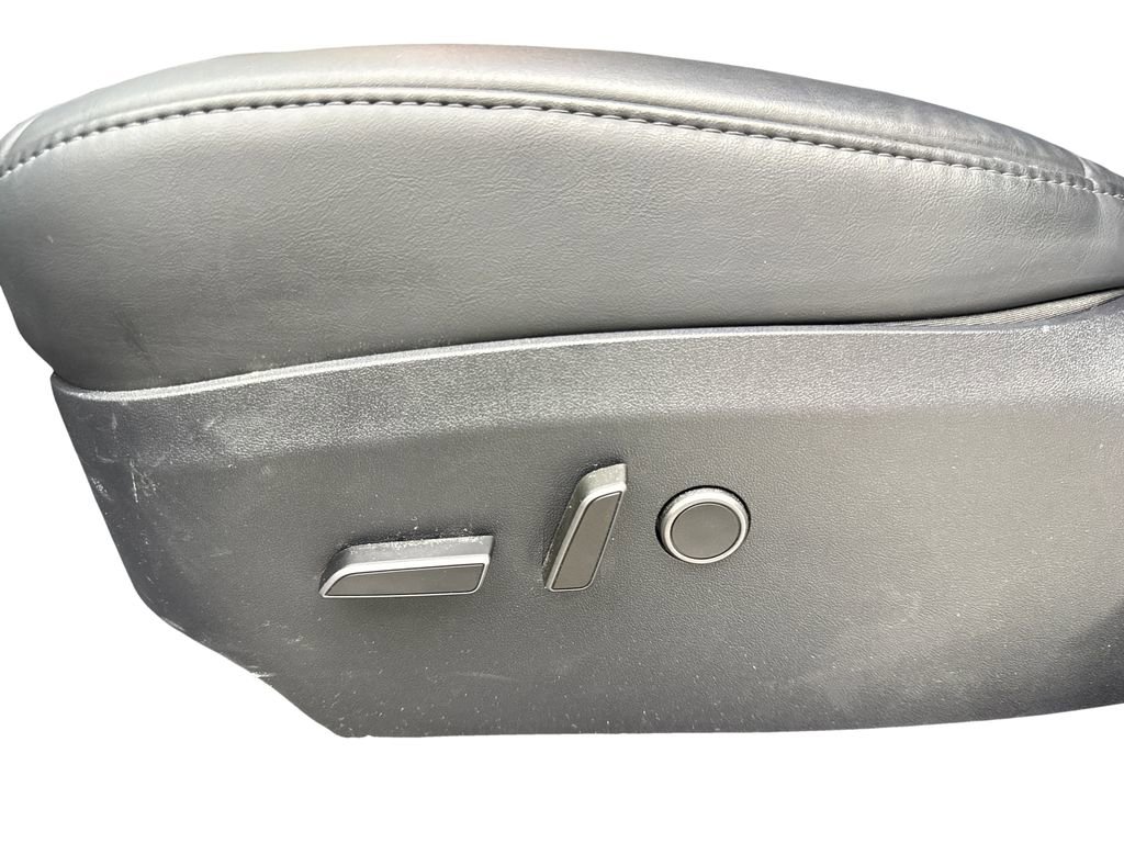 2024 Tesla Model Y Performance