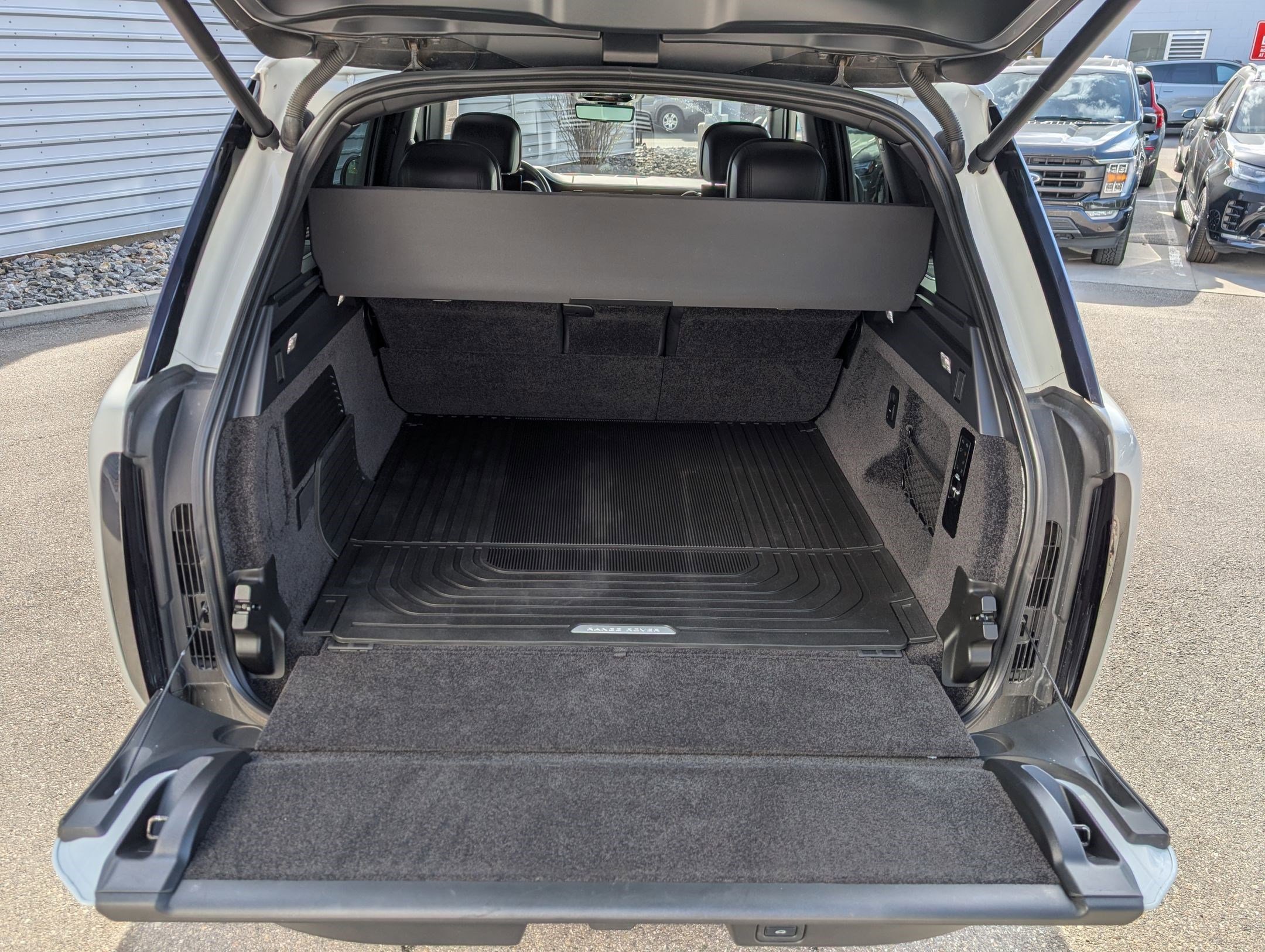 2023 Land Rover Range Rover Autobiography