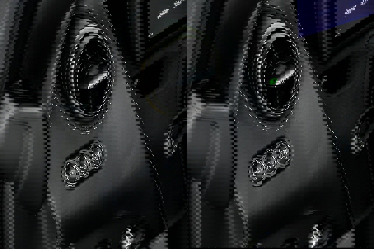 Used 2018 McLaren 720S photo 28