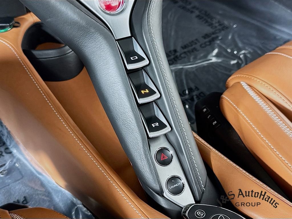Used 2018 McLaren 720S photo 21