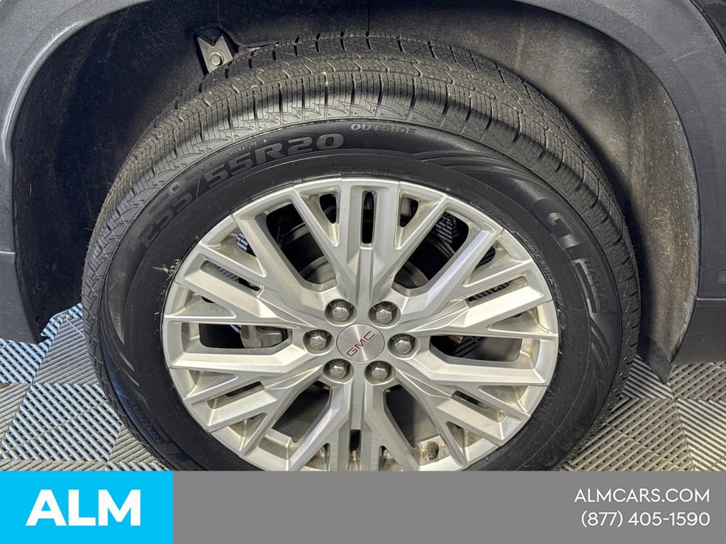 2024 GMC Acadia Elevation