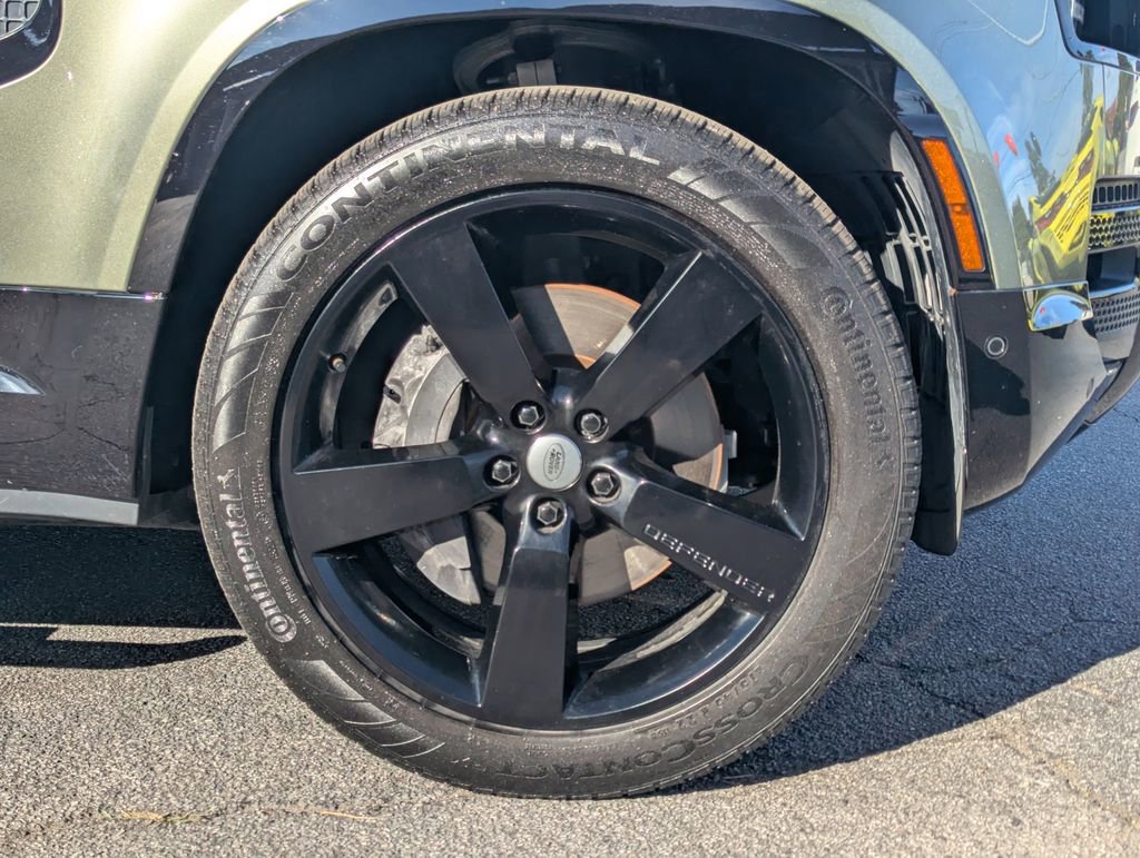 2023 Land Rover Defender 110 X-Dynamic SE