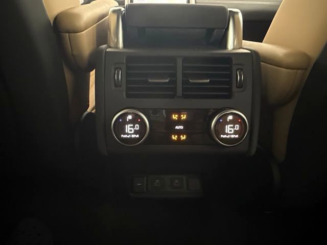 2025 Land Rover Discovery Dynamic SE