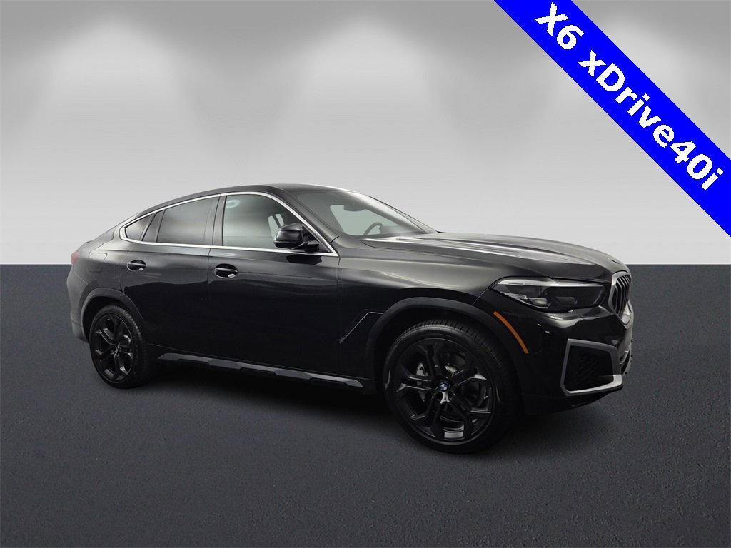 2022 BMW X6 xDrive40i
