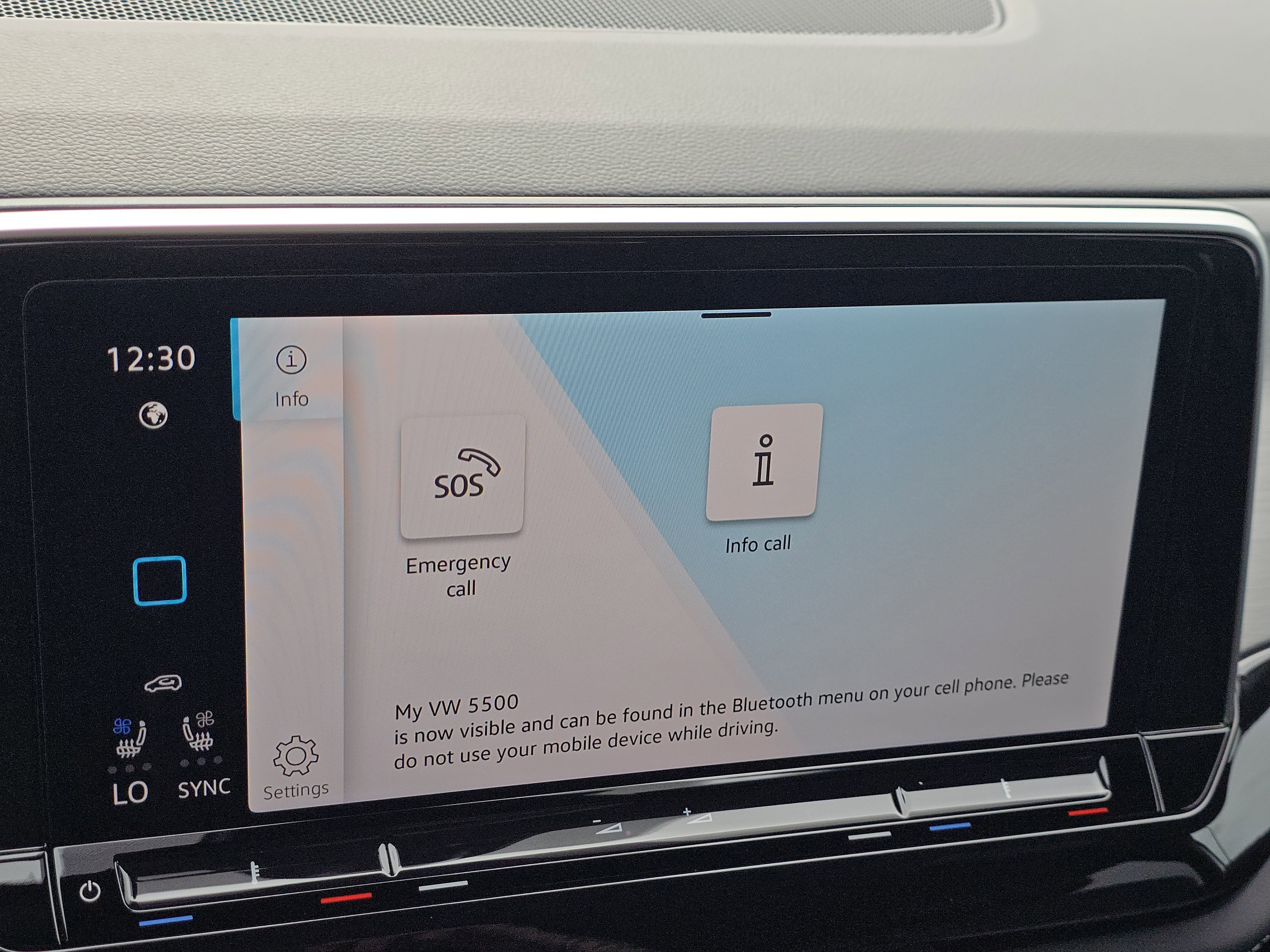 2026 Volkswagen Atlas Cross Sport SE