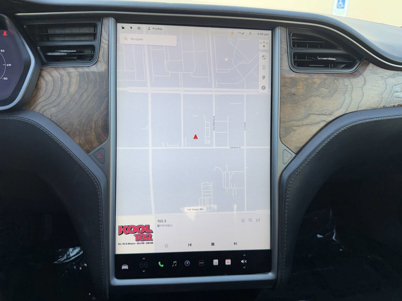 2018 Tesla Model S 75D