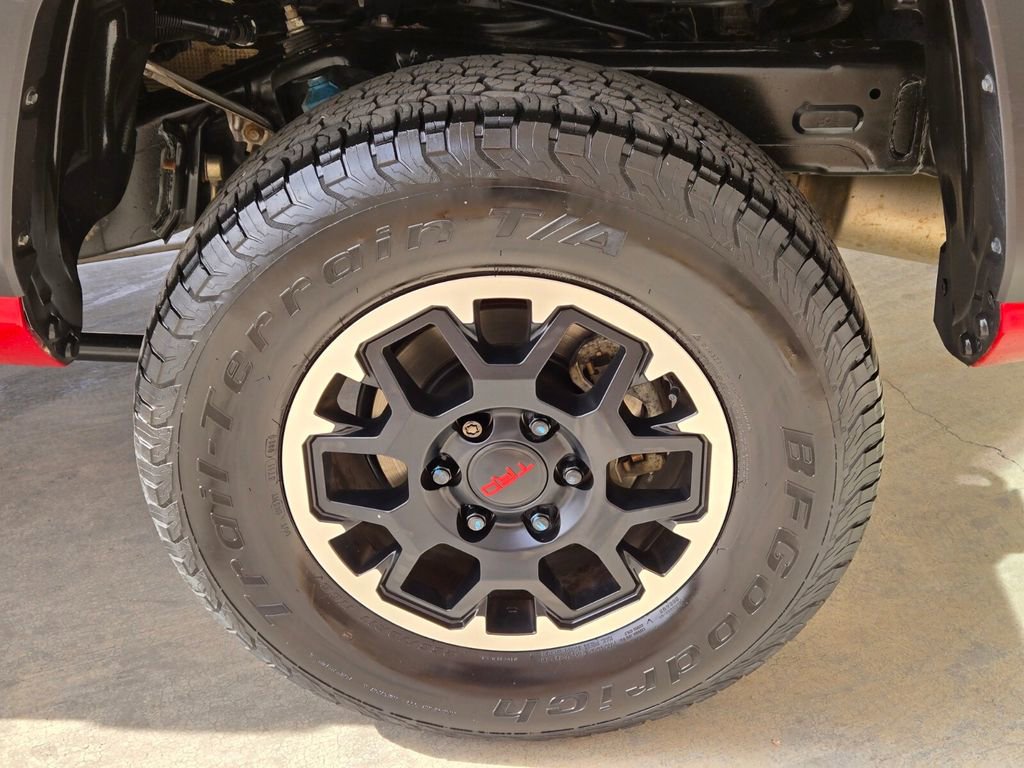 2024 Toyota Tacoma TRD Off-Road