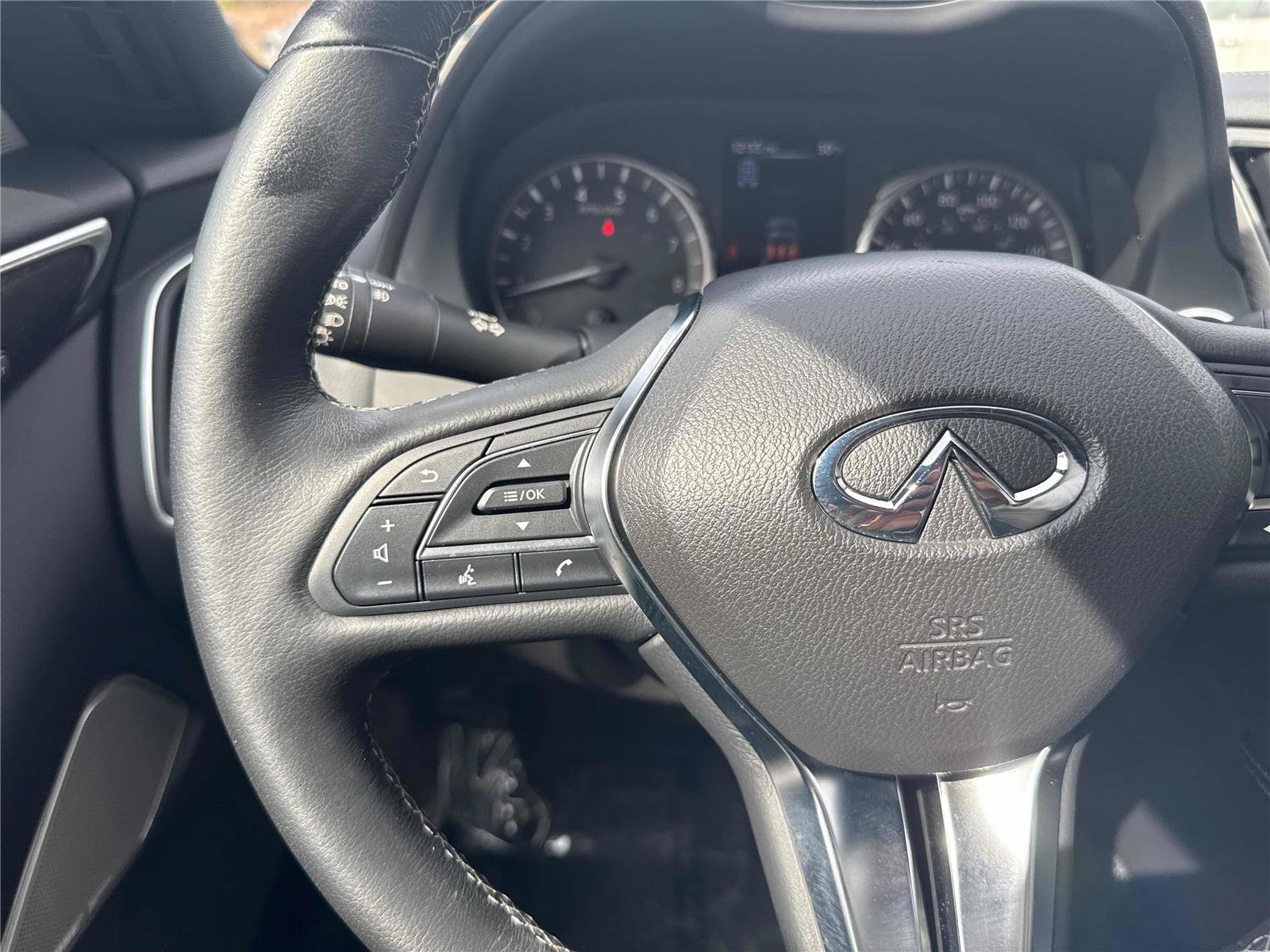 2023 INFINITI Q50 Sensory