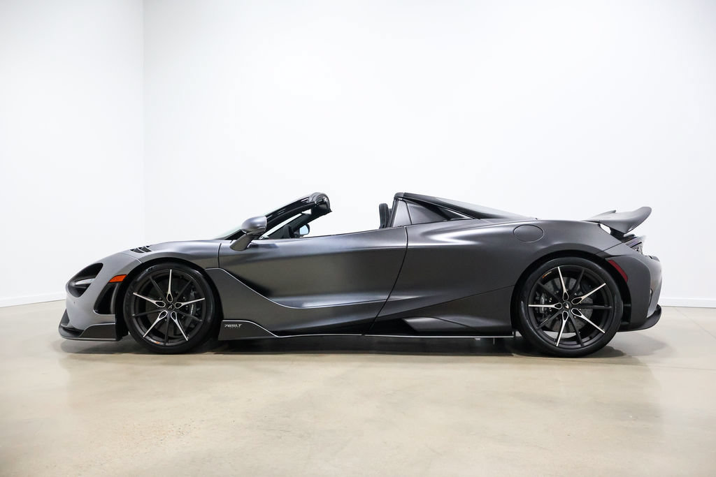 Used 2022 McLaren 765LT photo 41