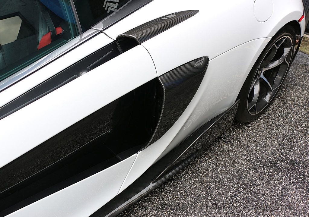 Used 2019 McLaren 600LT photo 14