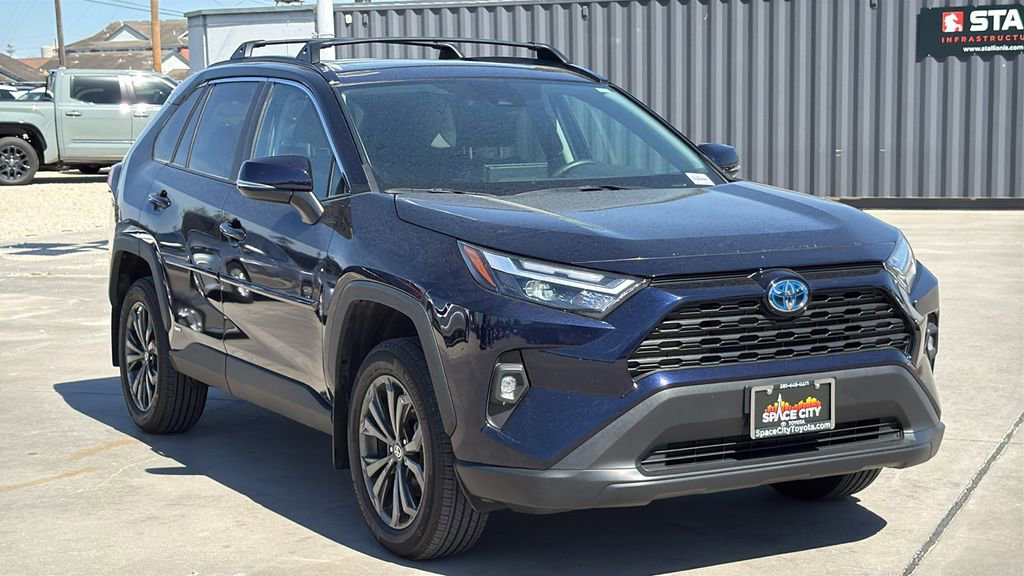 2024 Toyota RAV4 XLE Premium