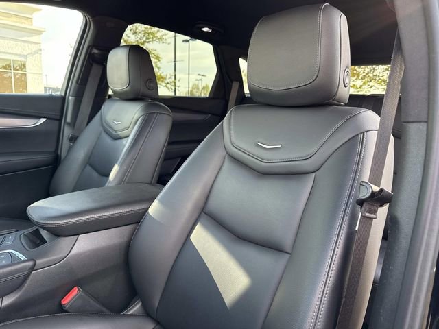 2022 Cadillac XT5 Luxury