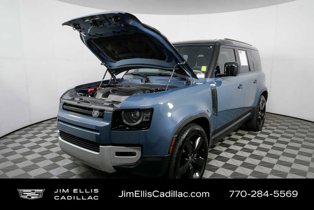 2023 Land Rover Defender 110 SE